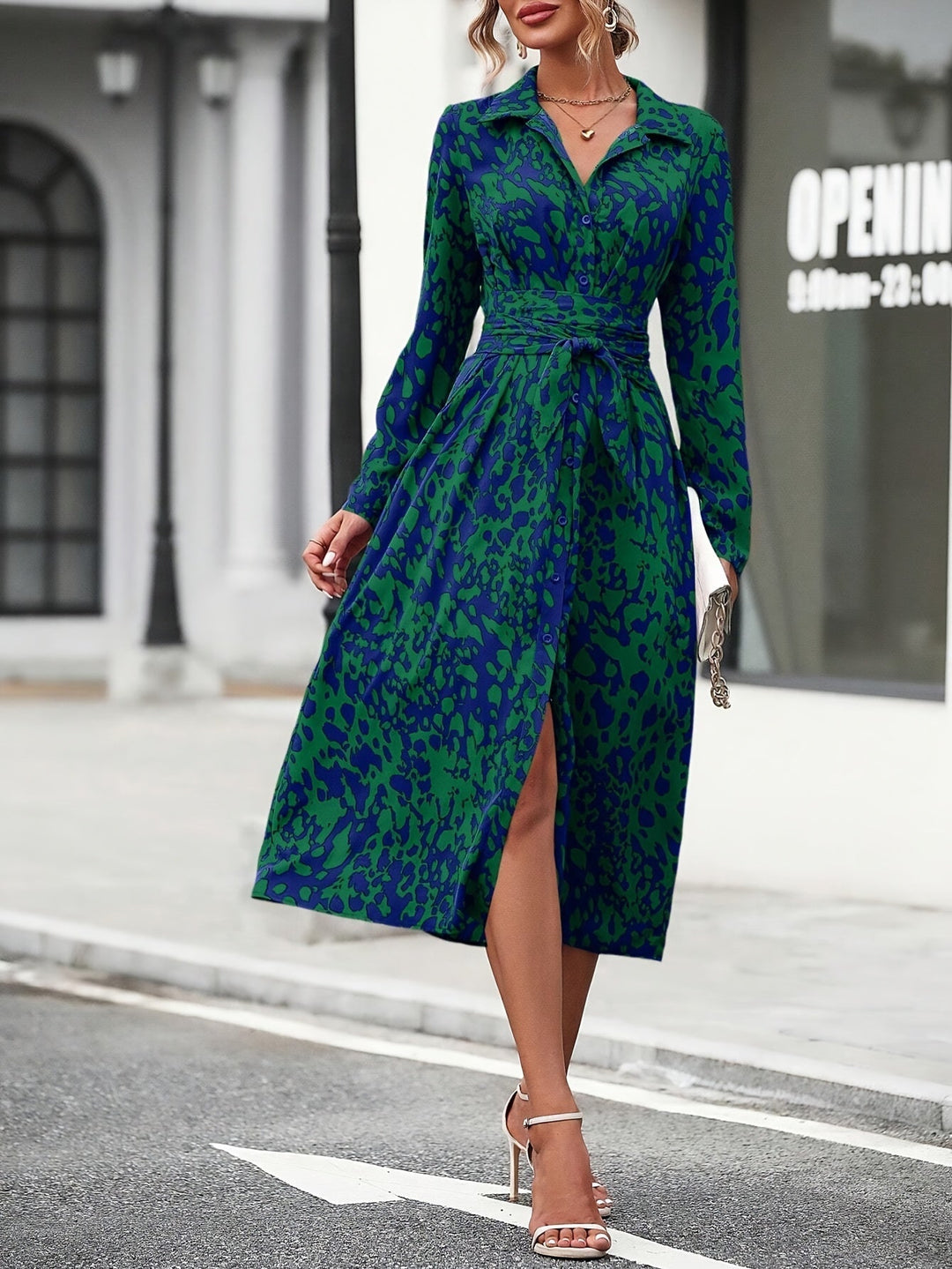 Printed Dress With Elegant Belt