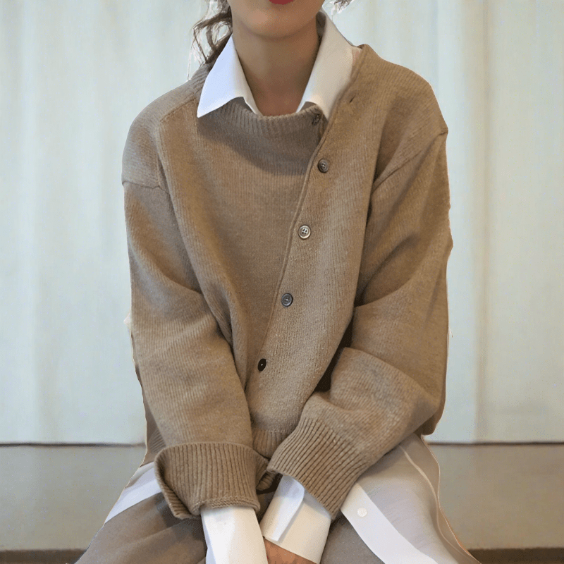 Cathy - Button-Up Cardigan