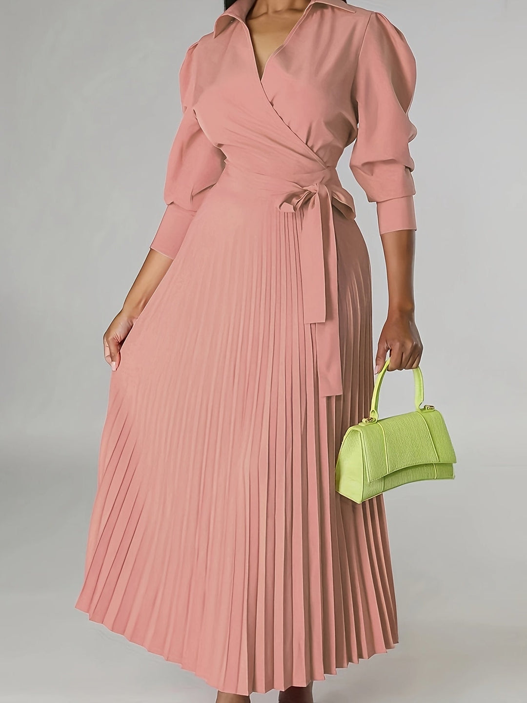 Margeaux - Elegant pleated dress with a V-neck and bow