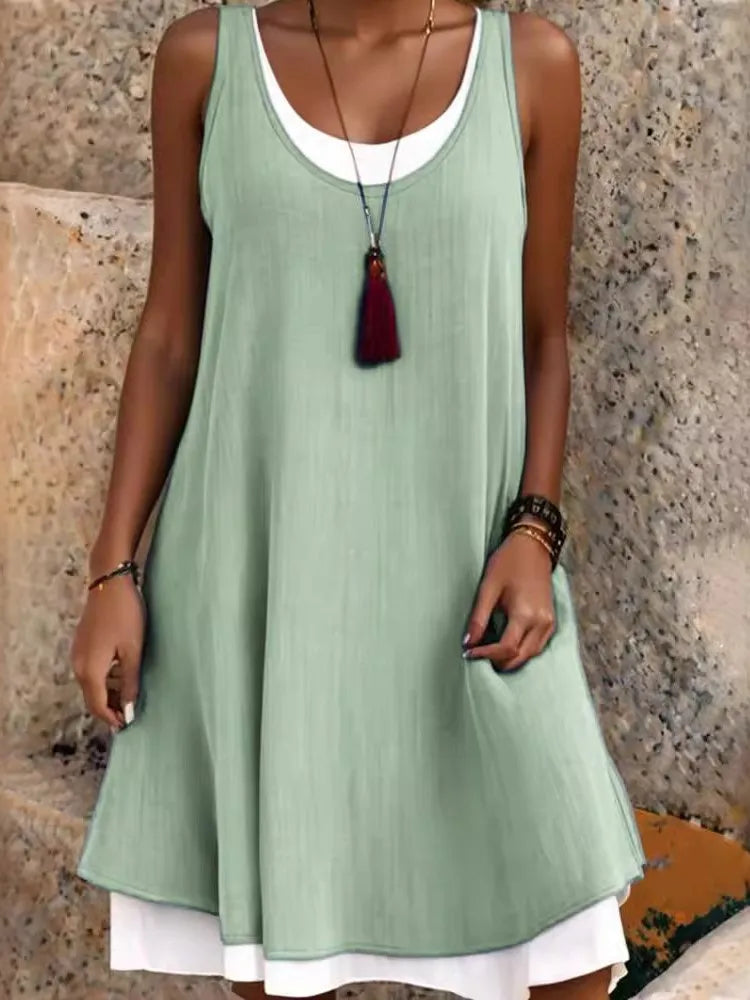 Sabrina - Casual Sleeveless Dress