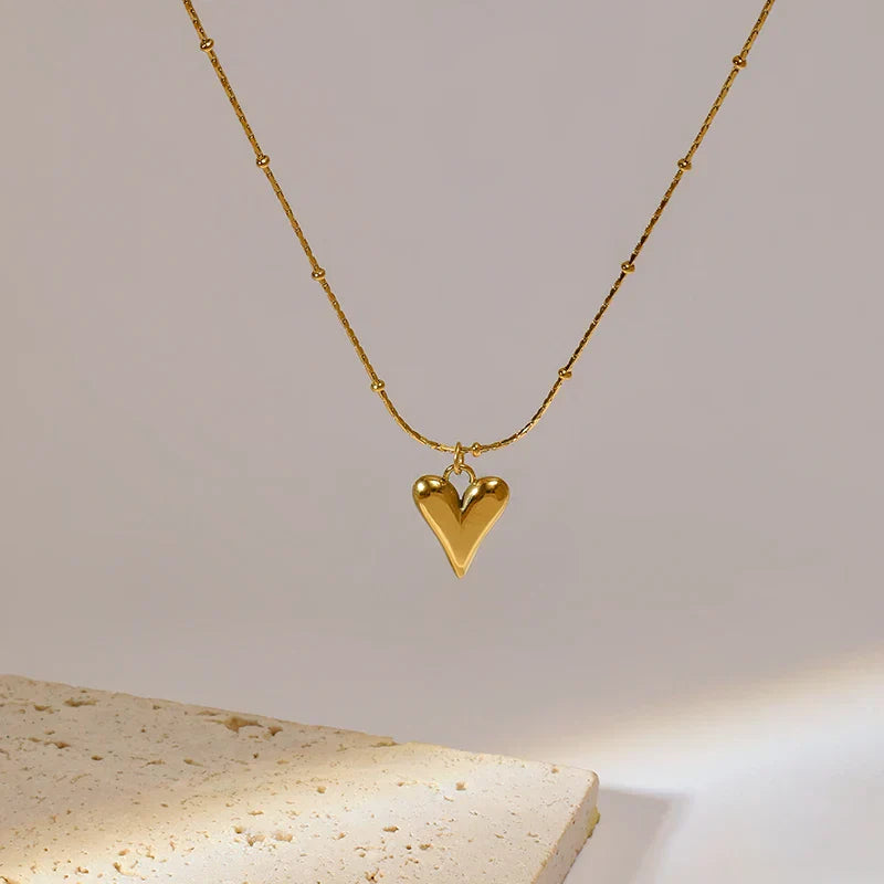 Zoe - Heart Pendant Chain Necklace