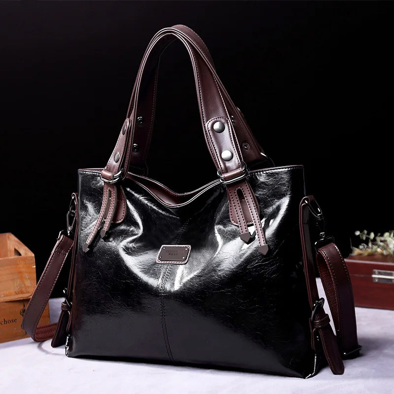 Patricia - Elegant Leather Bag