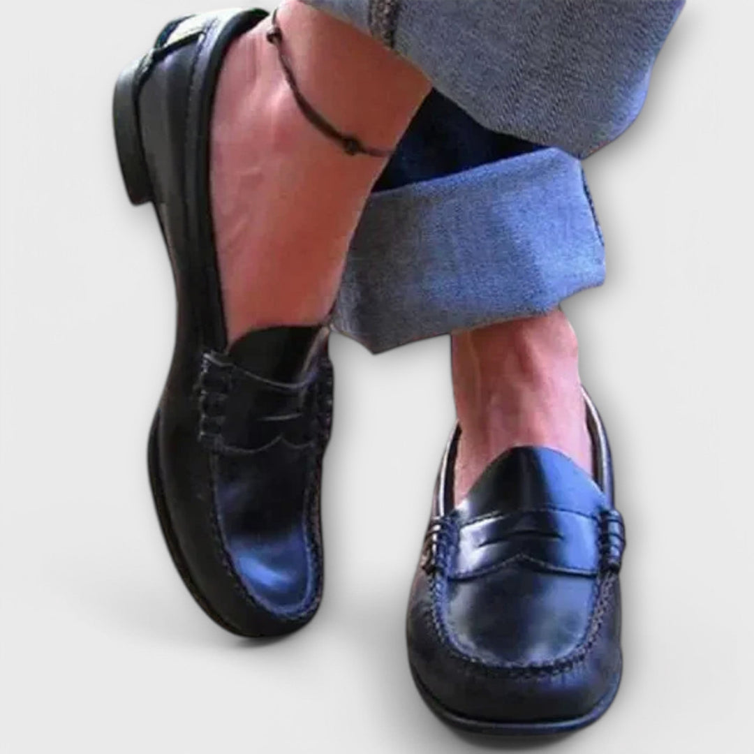 Sandra - Classic Women's Loafers