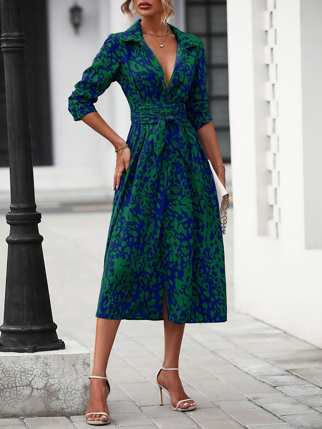 Printed Dress With Elegant Belt